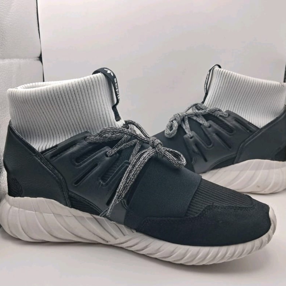 Adidas Tubular Doom Sneakers - Blue and White
